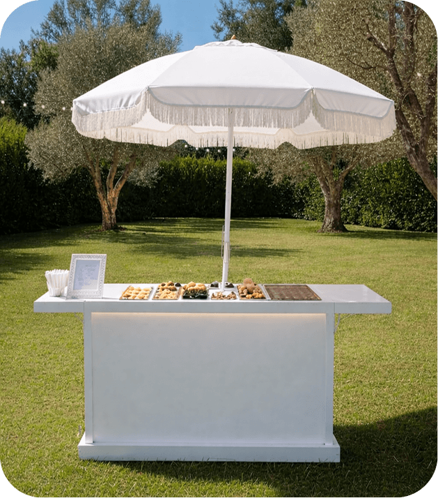 cake stand